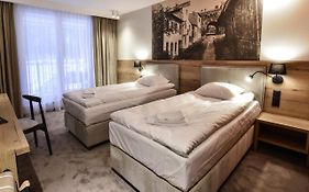 Strzelnica Hotel I Restauracja